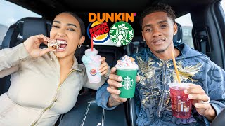 Trying New Holiday Items From Fast Food Restaurantsvlogmas Day 3 Resimi