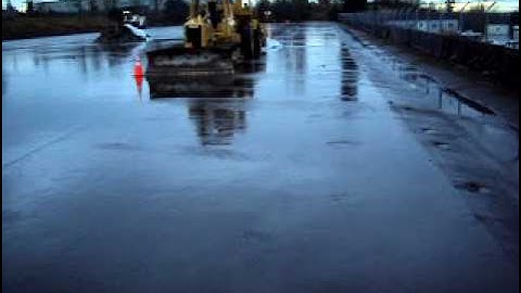 Managing Construction Stormwater on Concrete Tiltup Building Project