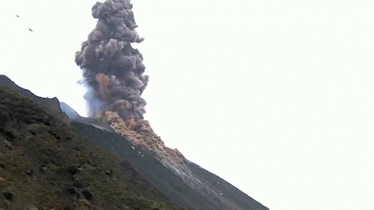 Italian Volcano Erupts in ‘High Intensity’ Explosion | RagePlanet