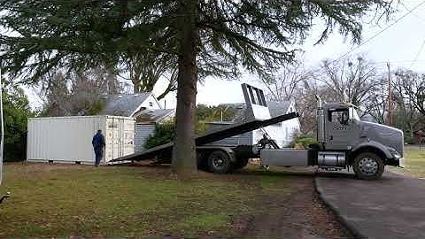 20-Foot Shipping Container Delivered by Medford Mobile Storage 🚛
