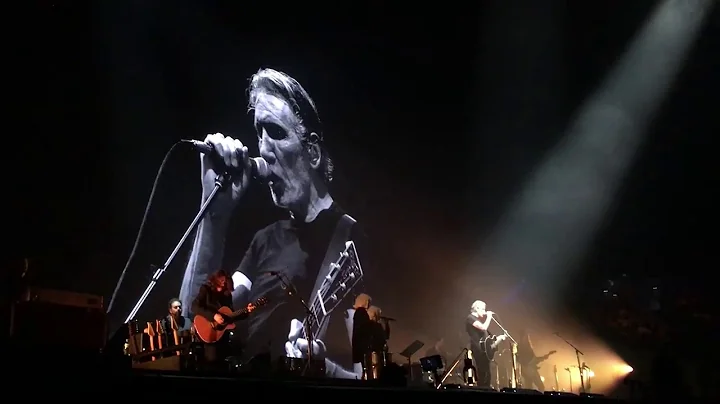 Roger Waters - Wait For Her / Oceans Apart / Part Of Me Died. FRONT ROW Live in Perth 20/02/2018