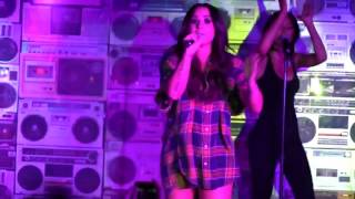 Demi Lovato-Sorry Not Sorry performing (Live) at The House Party