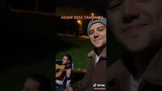 Sokak Müzi̇syeni̇ Emre Aslani Tanimadi