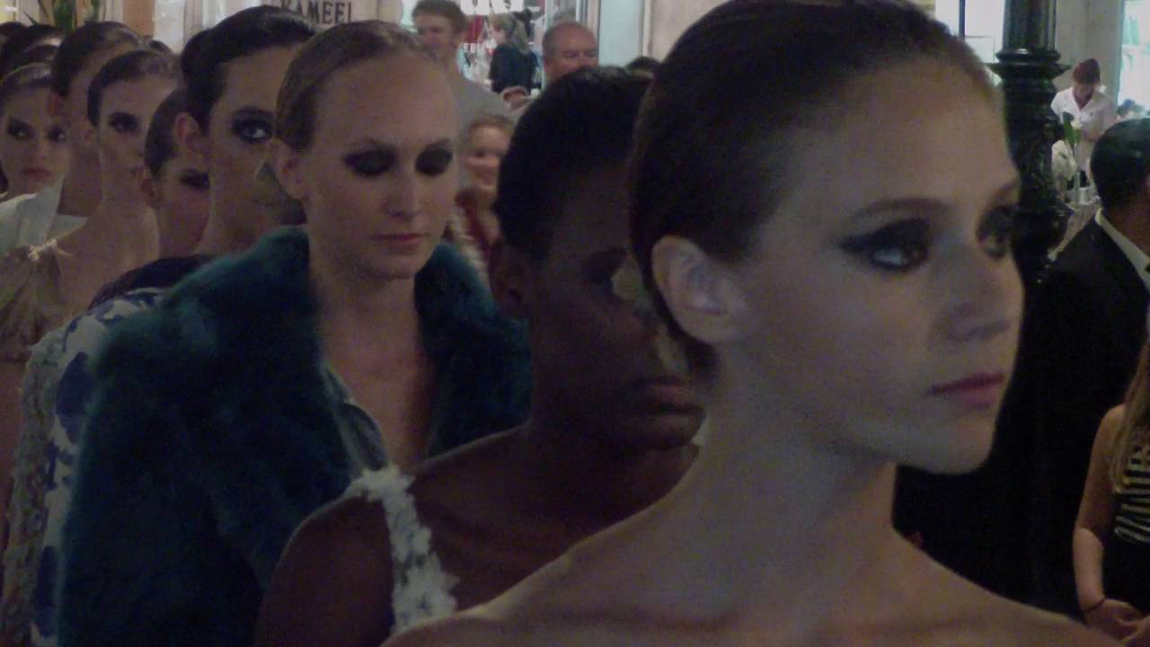 "Golden Catwalk" @ GOLDENES QUARTIER Vienna