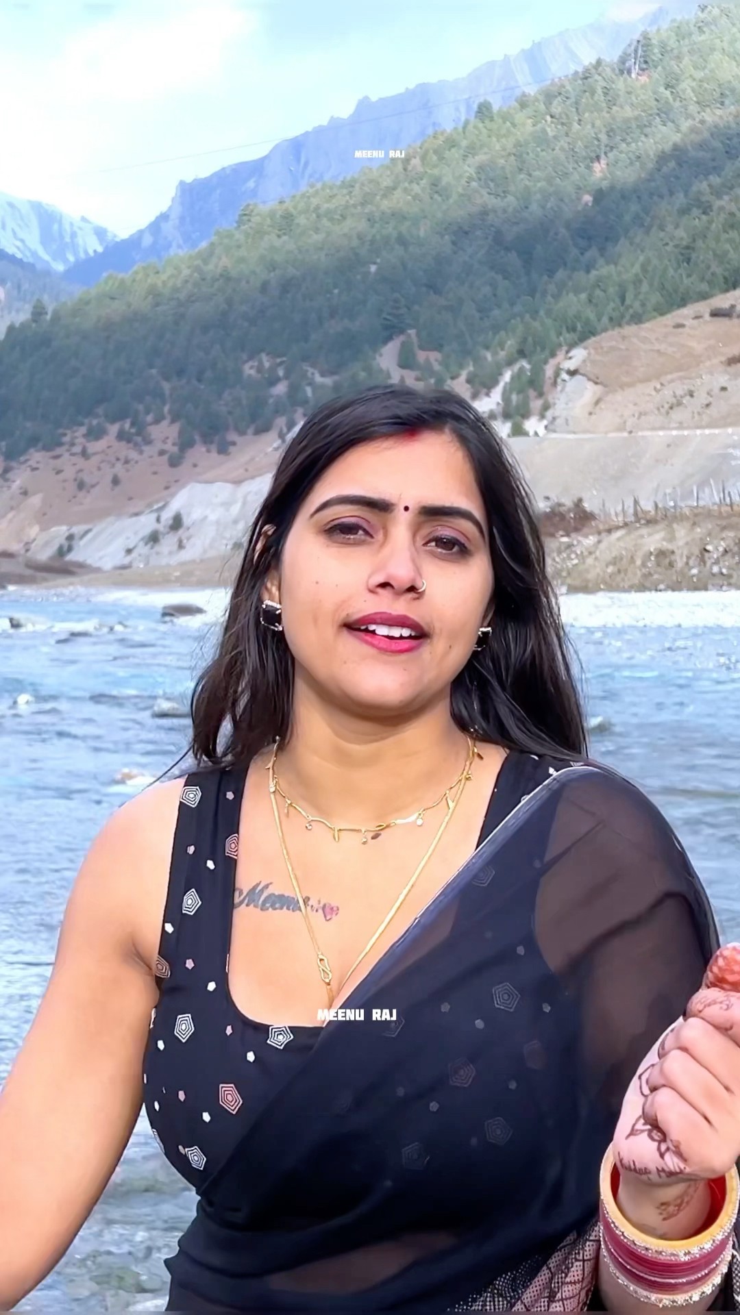 दोस्तों कश्मीर का नज़ारा बहुत खूबसूरत है ?#meenu #trending #kasmir #vlog #shorts