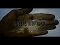 Spiders in my Hand - Пауки на руке