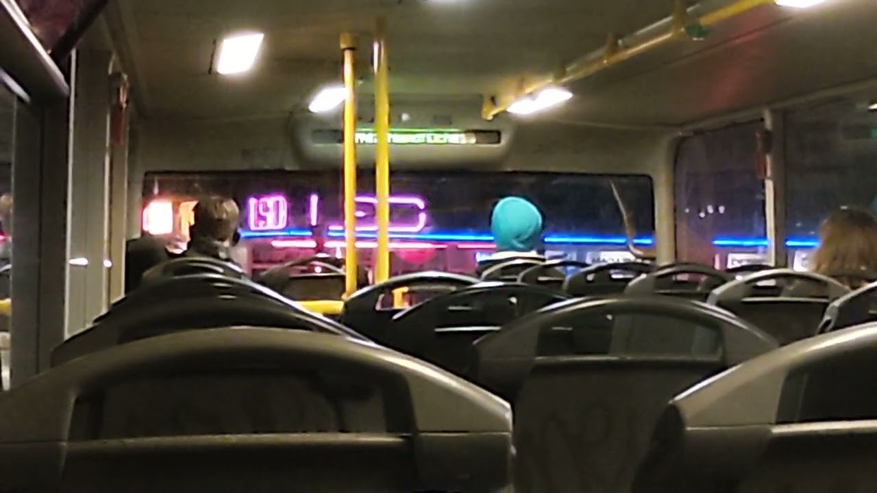 Fahrt gestern Nacht oben im Doppeldecker Bus der BVG.