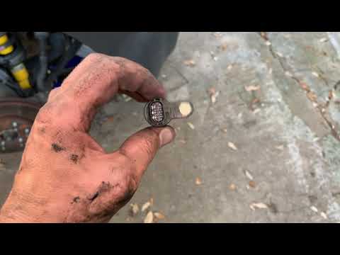 2007 Nissan Xterra Crankshaft Position Sensor EASY Replacement 30