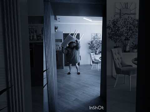 Хейтер сильно разозлился на монстров #хейтеры #хейтер #моменты #фильм #сериал #момо #shorts