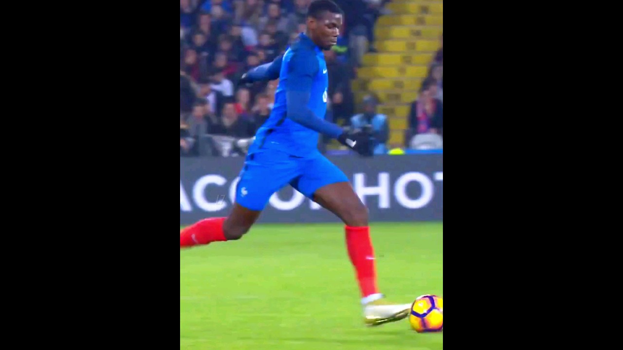 Long Passes in Football 😳 YouTube