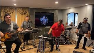 8 Mandingo - La Rompecorazones - Llore Llore ( transmision en vivo )