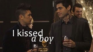 Malec (Shadowhunters) - I kissed a boy Resimi