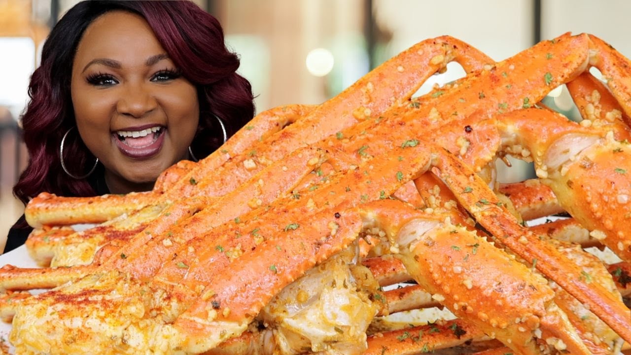 НОЖКИ СНЕЖНОГО КРАБА МУКБАНГ + ЧЕСНОЧНО-МАСЛЯНЫЙ СОУС + ОТВАРКА МОРЕПРОДУКТОВ МУКБАНГ 먹방쇼