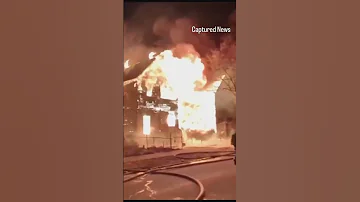 BREAKING Massive House Fire Causes Collapse In Chicago Officials Say 