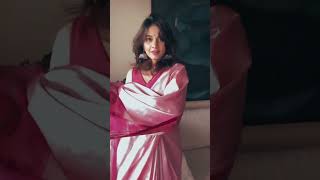 Apna Dil To Aawara Hot Bhabi In Saree