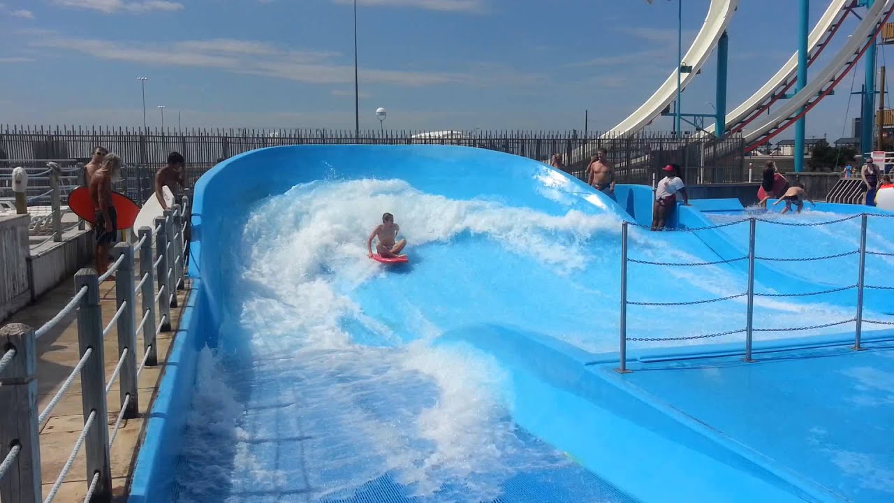 Flow Rider Curil Hh hurricane harbor flowrider curl(7) - YouTube
