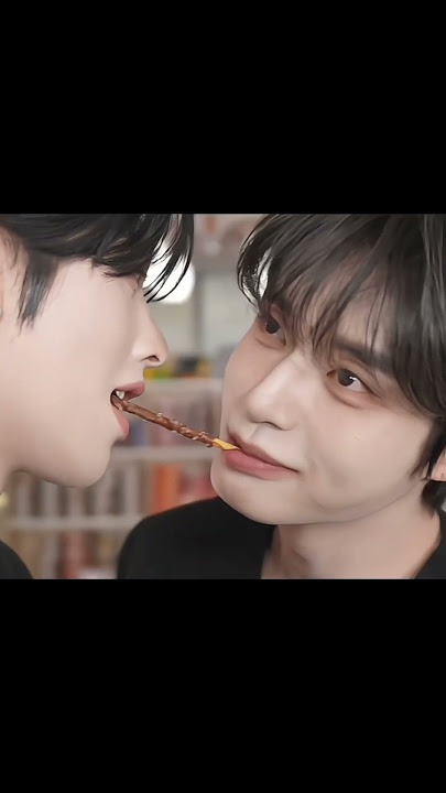 Jiwoong and Ricky playing pepero together 😌 #minamz #kimjiwoong #ricky #kpop #zerobaseone