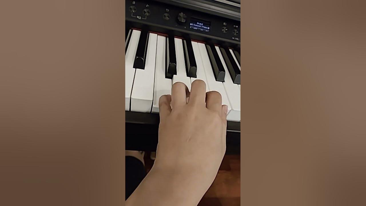 fake piano lessons - YouTube