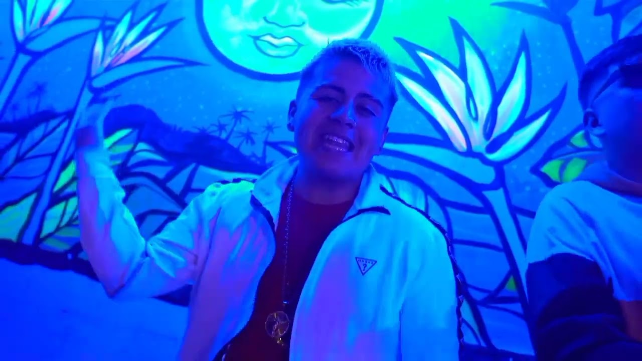 Entramos al Party - MC Alex FT Touchandgo (Vídeo Oficial)