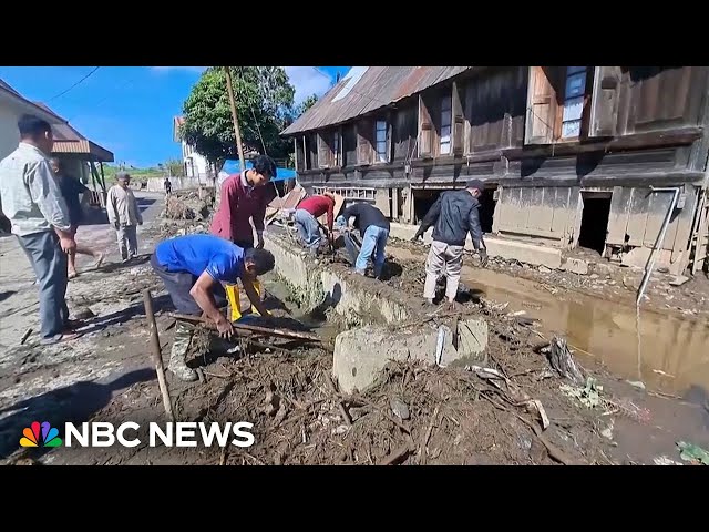 Deadly Indonesian floods include cold lava flow from Mount Marapi