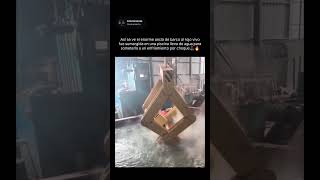Así se ve una enorme ancla al rojo vivo 😳⚓️🔥