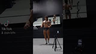 pure muscle posing room #fitnessinfluencer #fitness #luxurygym #bodybuildinggym #influencer