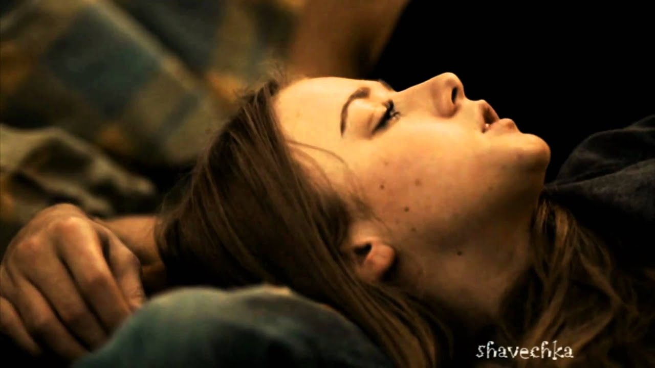 мужчина и женщина страсть. зеркальная комната леонардо да винчи. дениз ричардс два с половиной человека. триша хелфер 2 с половиной человека. сэм и дин 6 сезон.