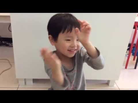 激動的流浪到淡水～Thor底迪愛唱歌～Cute boy singing