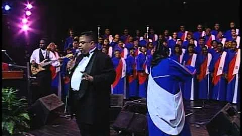 The Mississippi Mass Choir - Jesus Paid It All