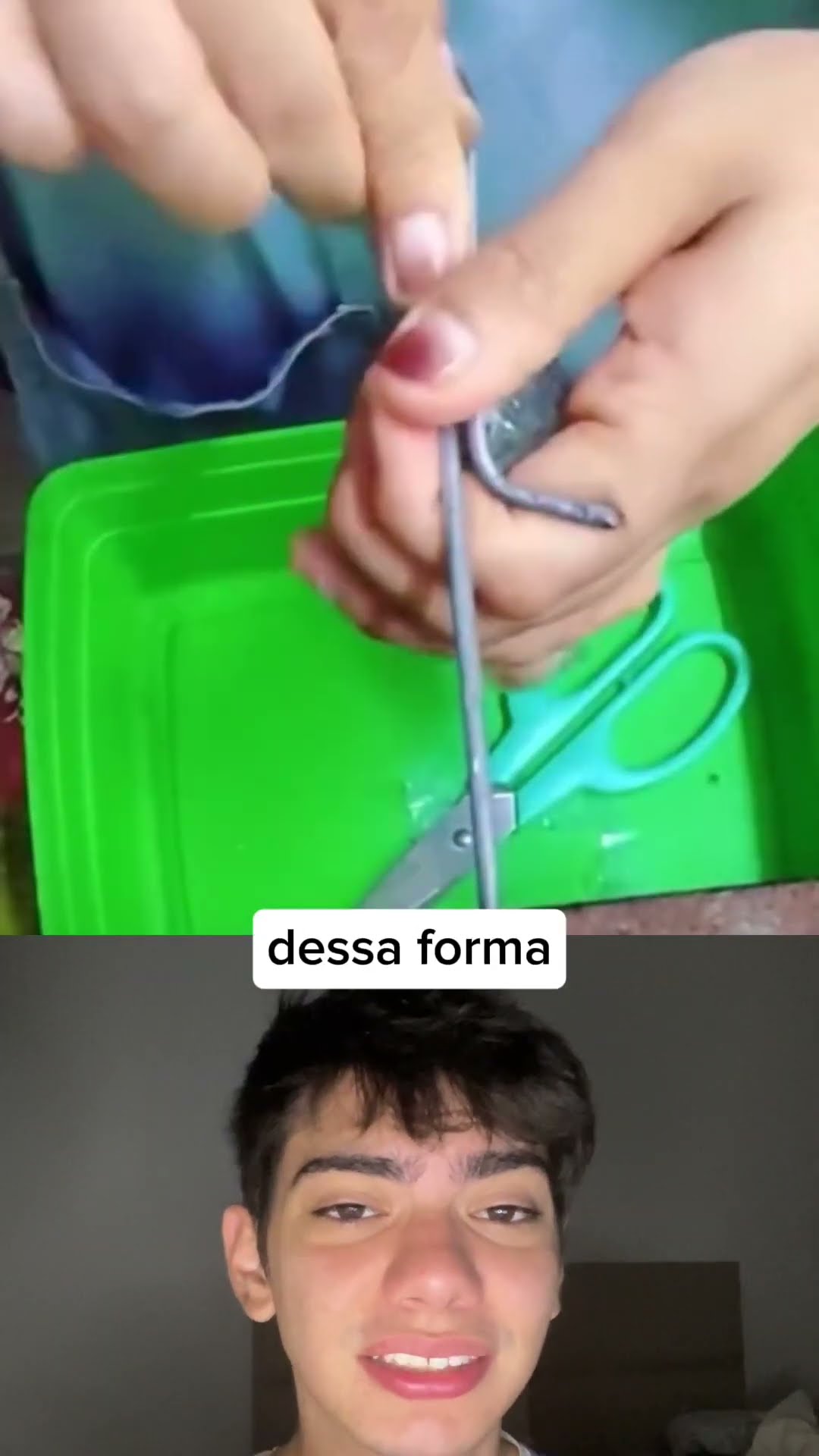 Gancho de arame: o truque perfeito pra enrolar saquinhos de geladinho no verão!