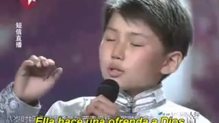 Niño Chino  canta a su madre que esta en el cielo sub español-