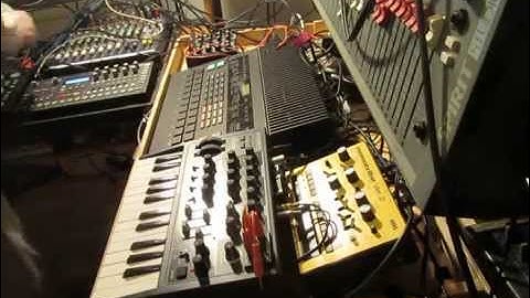 Messing with the modular capabilities of A4, Dark Energy, Monotribe and  Microbrute