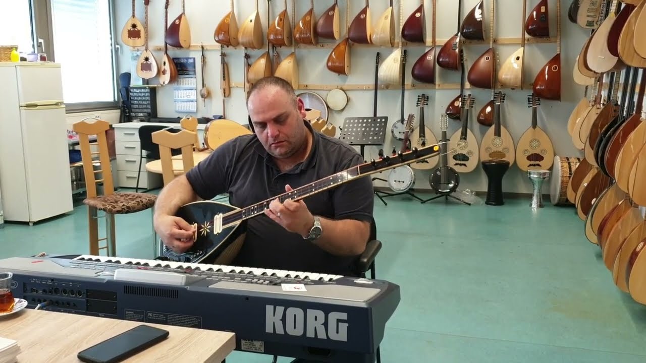 Atakan Doğan - 4 Telli E Saz Tanıtım