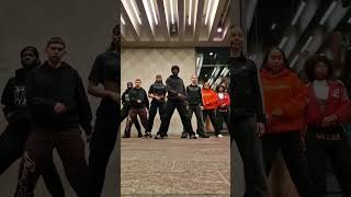 Saba Julukisa  amapiano amapianodance amapianovibessa dance