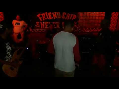 PARTYROOMS (KATAK DALAM TEMPURUNG) LIVE AT FRIENDSHIP FOREVER SUKABUMI