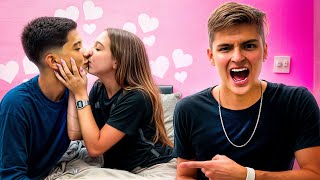 O Mellace Beijou Minha Irmã Na Minha Frente Irmãos Scribel