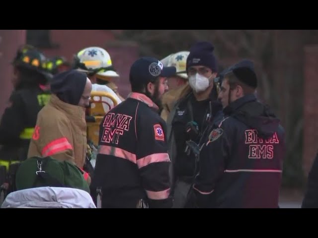 1 Killed 3 Injured In Apartment Fire In Brooklyn Fdny