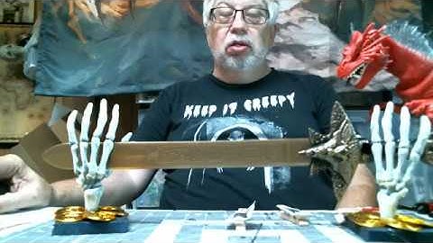 Using the Initiative Tracker