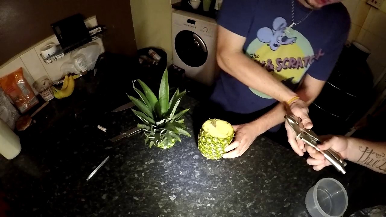 Hypie - pineapple bong