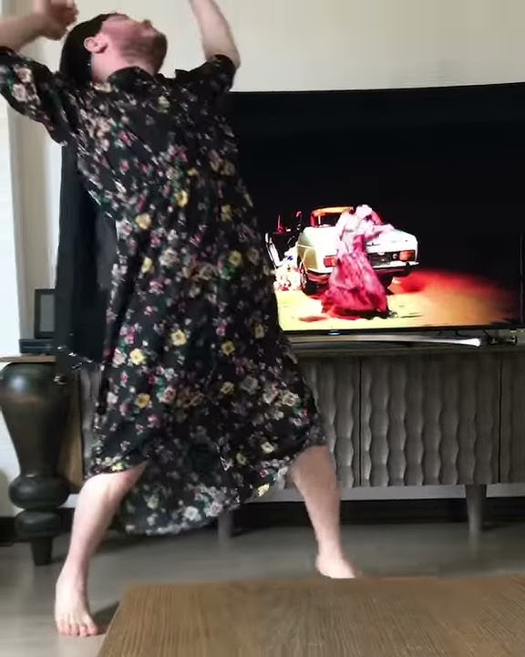 Mabel Matiz öyle kolaysa klip - dansçı taklidi 😅
