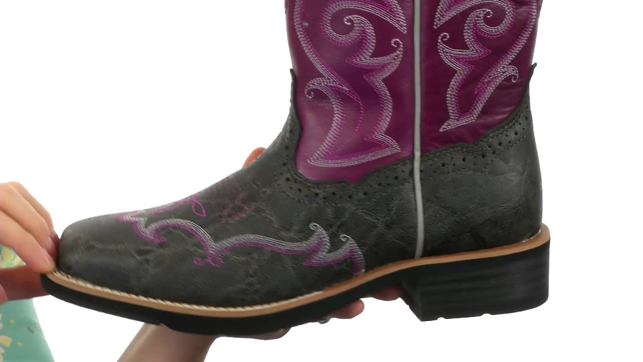 Ariat Unbridled Rally SKU: 8382570 - YouTube