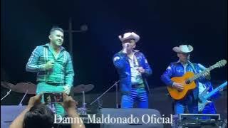 Pobre De El - En Vivo  Gerardo Díaz Y Los Armadillos De La Sierra