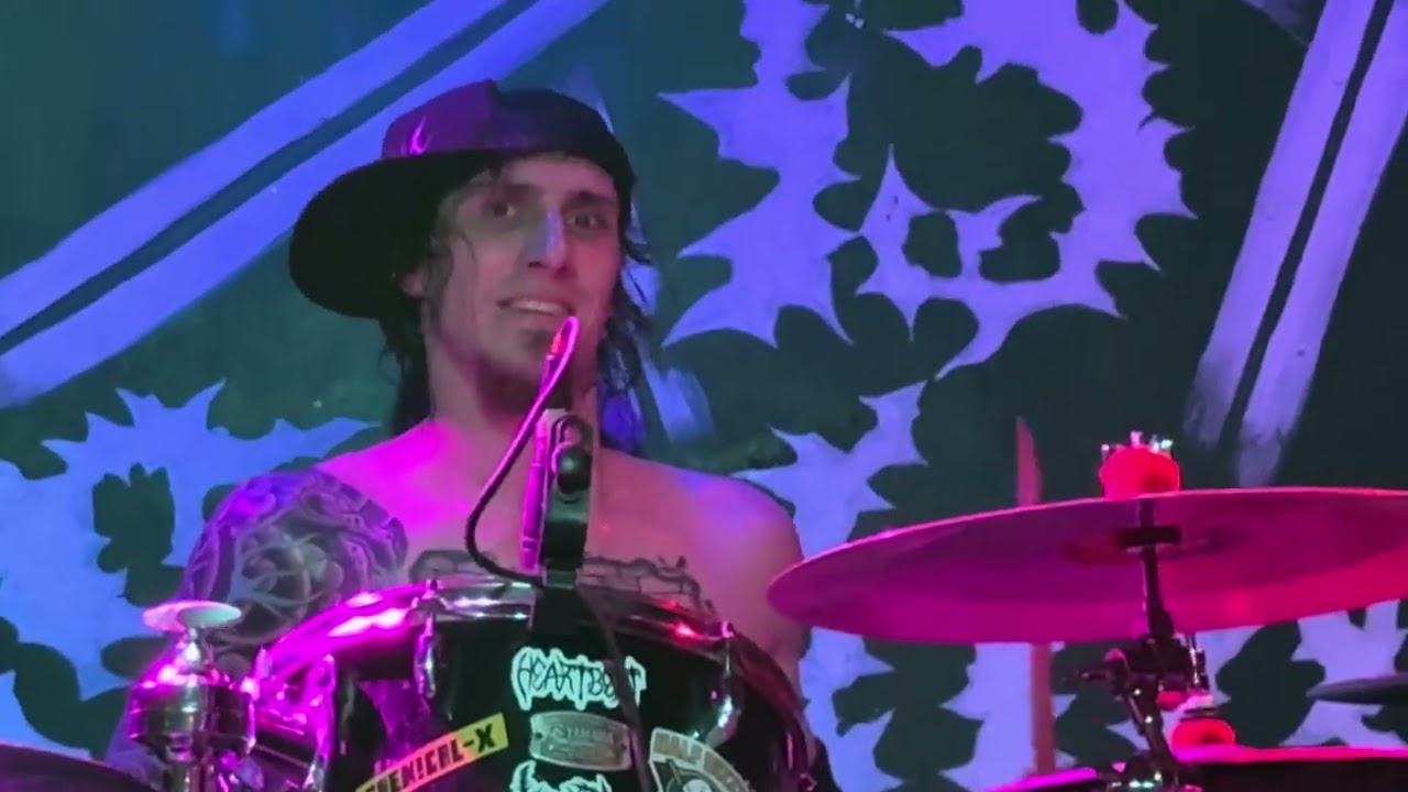 AnAkA live at the Lucky 13 Saloon in Brooklyn, New York 1-17-2026. 