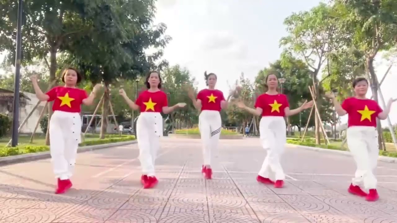 Dòng máu Lạc Hồng. Nhảy shuffle