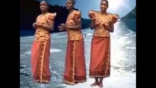 Amkeni Fukeni Choir Mbinguni Kwa Baba  Video