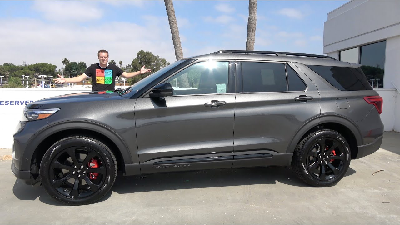 The 2020 Ford Explorer St Is A Fast Family Suv Youtube