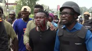 Abaakuuma Bobi Wine Mu Kalulu Bagobeddwa Mu Kitone Kya Poliisi