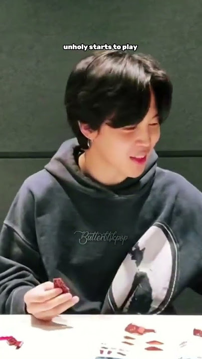 Not Jimin skipping unholy by Sam Smith during W Live 🤣👏