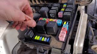 2006 Chrysler 300 AC Fuses, AC Relay, Blower Motor Fuse Location