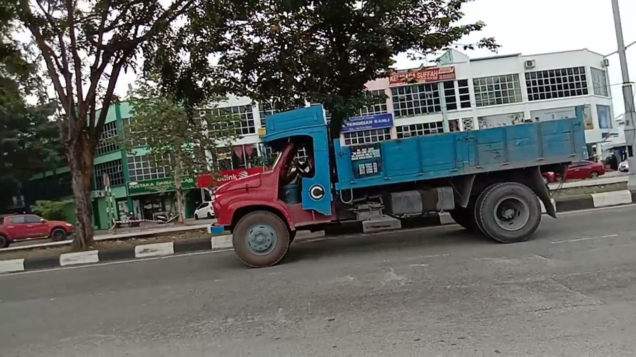 Lori Bedford(Ford) Malaysia YouTube